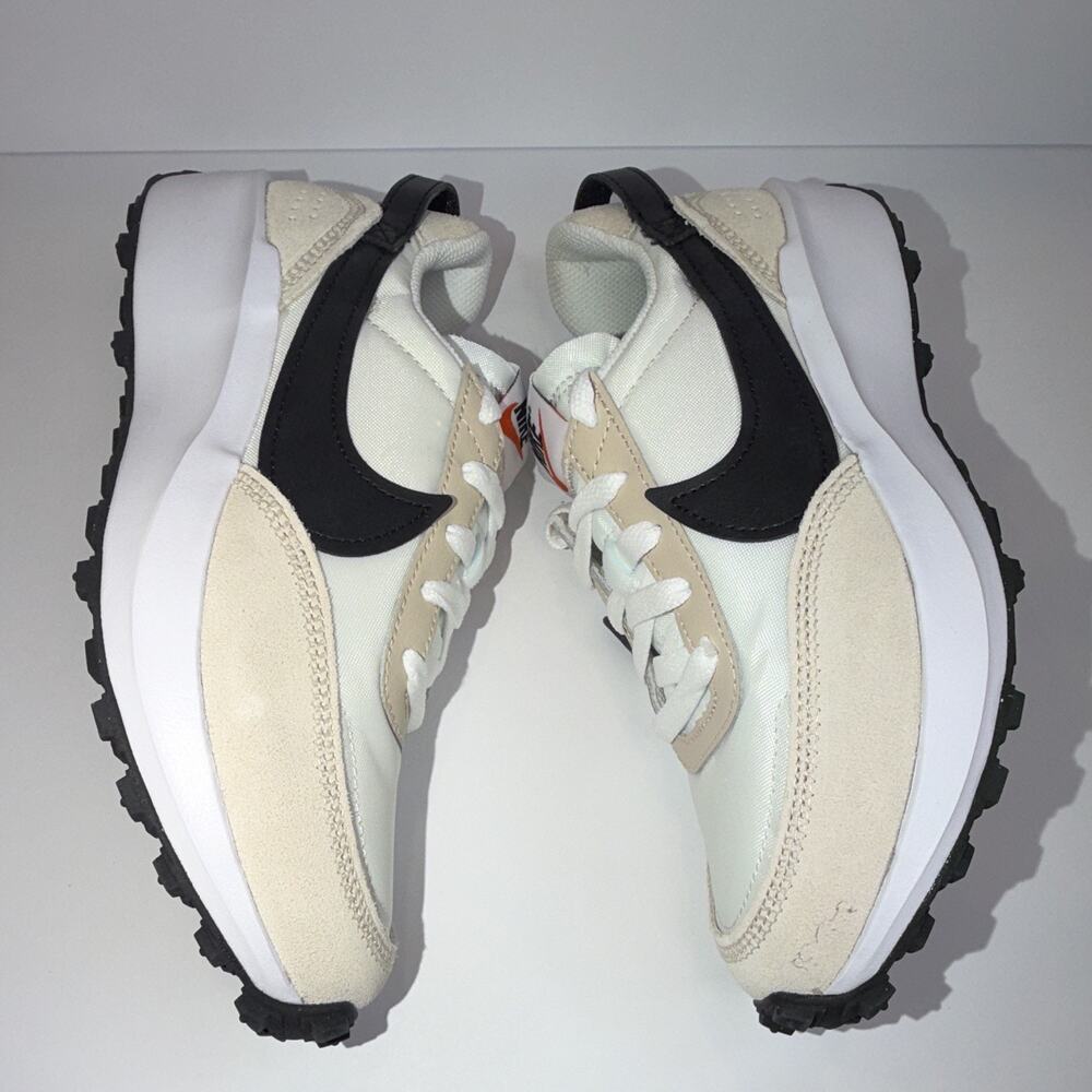 Nike Waffle Debut Women's Low Top Sneakers Sanddrift/Black Lace-Up DH9523-102 - Picture 3 of 7